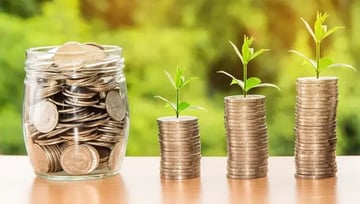 Can You Save While Paying Off Debt? | Meerkat South Africa