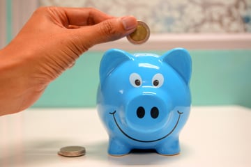 6 expenses you should cut down on to save money